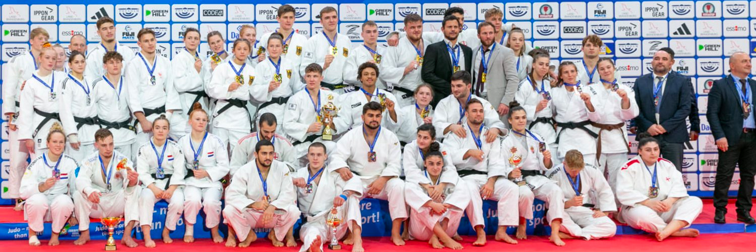 Gruppenfoto der Teilnehmenden der U23 EM.